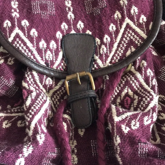 🌸Like New AEO Drawstring Backpack🌸 - Picture 2 of 6